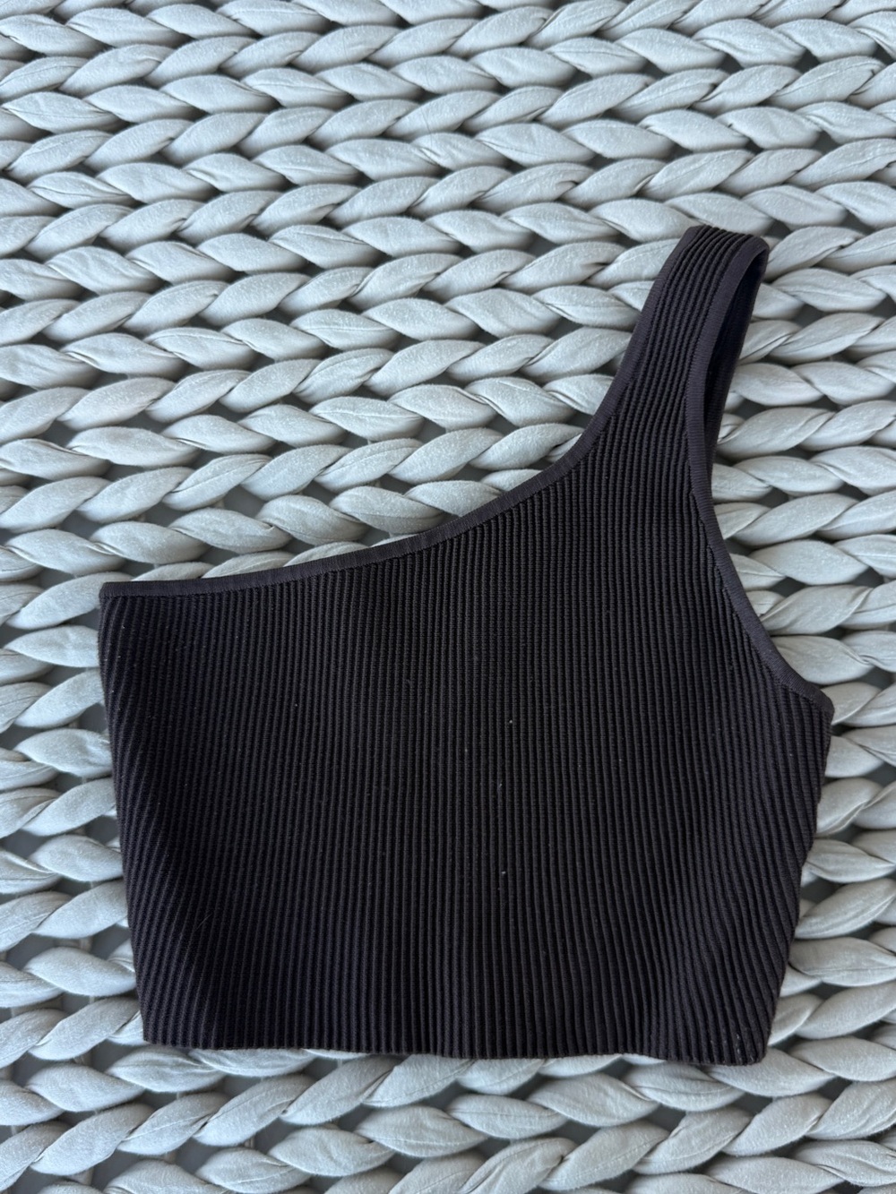 Aritzia Babaton One-Shoulder Ribbed Crop Top - Black